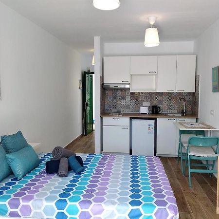 Marina Beach-Apartamentos Tahiche Costa Teguise Exteriör bild