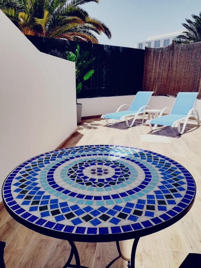 Marina Beach-Apartamentos Tahiche Costa Teguise Exteriör bild